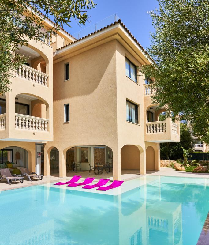 Welcome to Apartamentos Sinfony Canyamel Welcome to Apartamentos Sinfony Canyamel